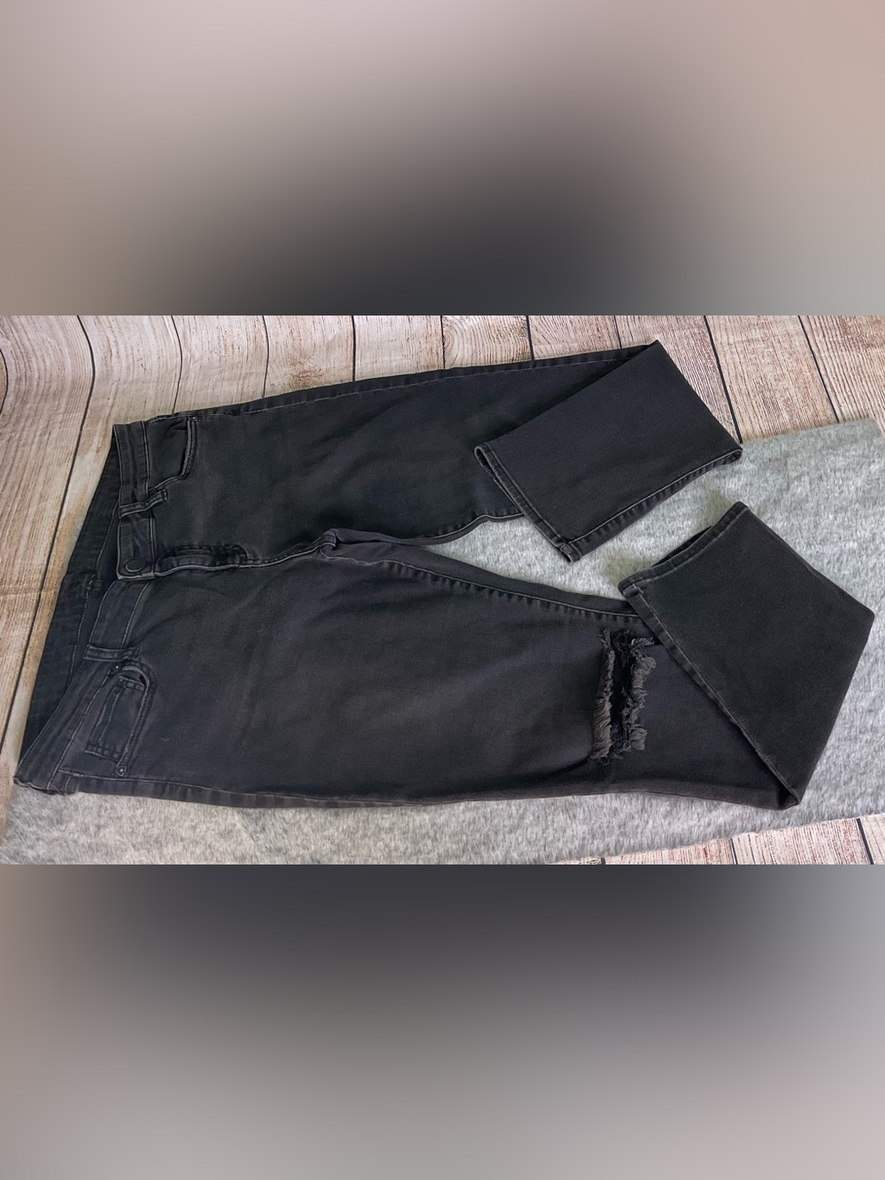 Kut from the Kloth Black Distressed Jeans Size 14